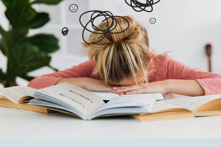 Problem z nauką czytania i pisania u dziecka – ADHD, spektrum czy dysleksja? Kiedy iść na diagnozę neuropsychologiczną?